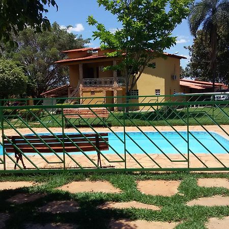 Pousada Alfama Planaltina  Bagian luar foto